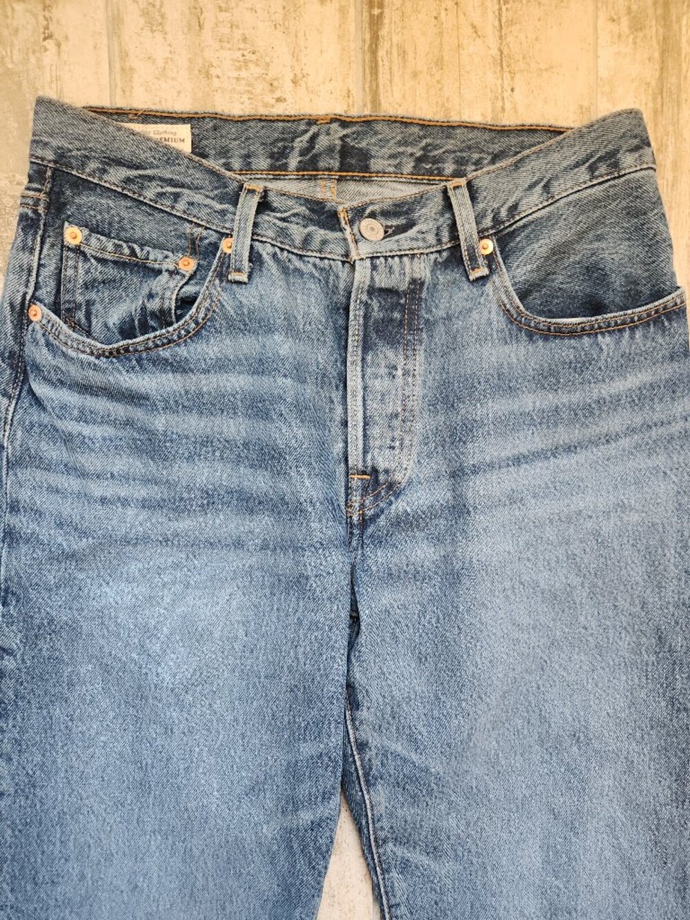 Levi 501 90's Womens 27x32 Jean Button Fly Medium Wash